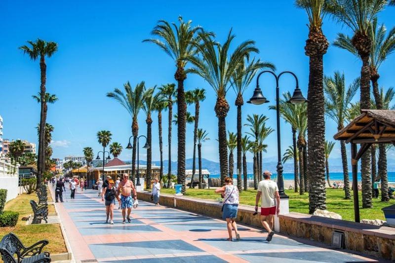 Blue Ocean Apartment Torremolinos Exteriör bild