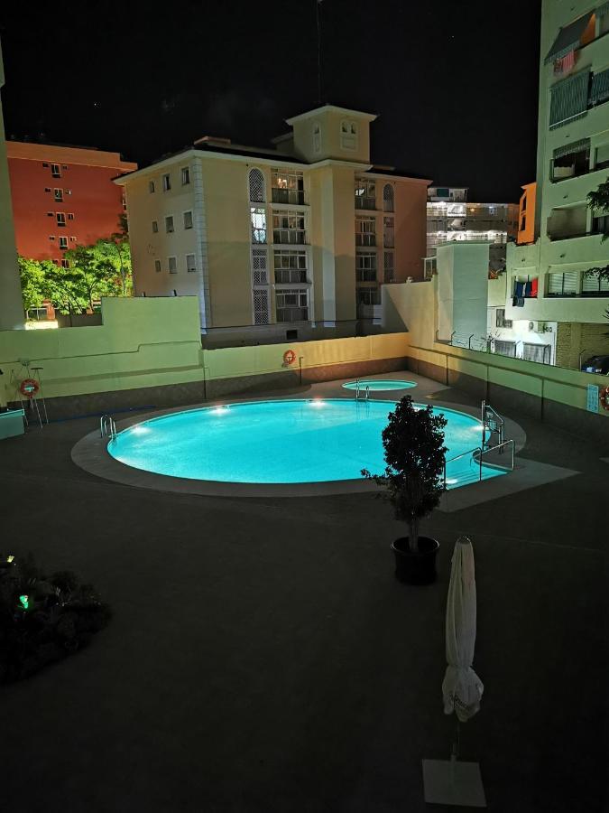 Blue Ocean Apartment Torremolinos Exteriör bild
